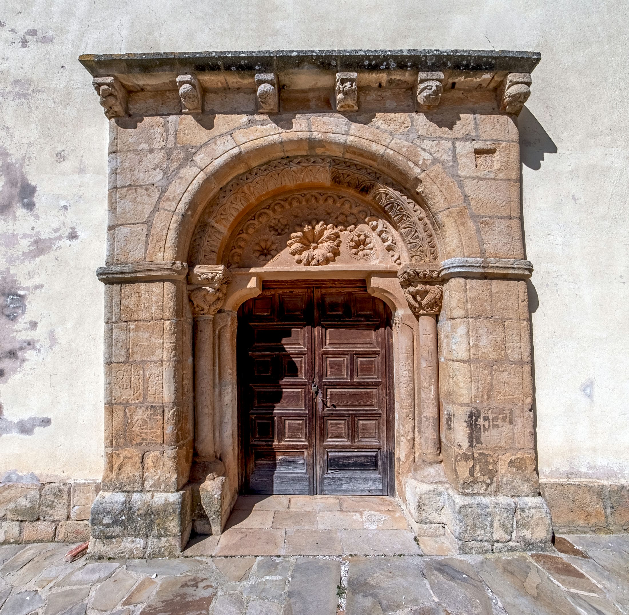 Portada de la Ermita de los Santos Mártires