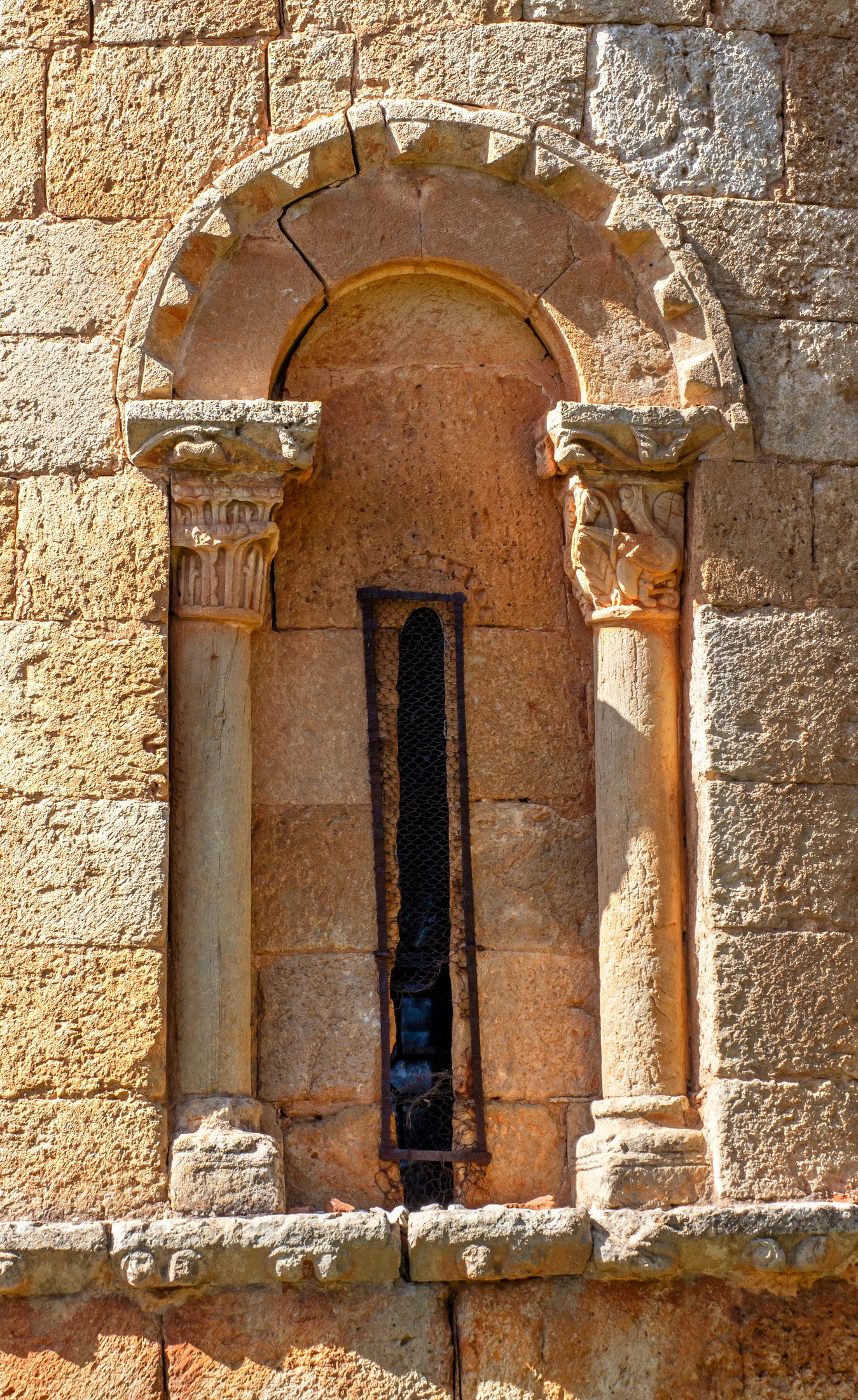 Ventana de la Natividad de Nuestra Señora