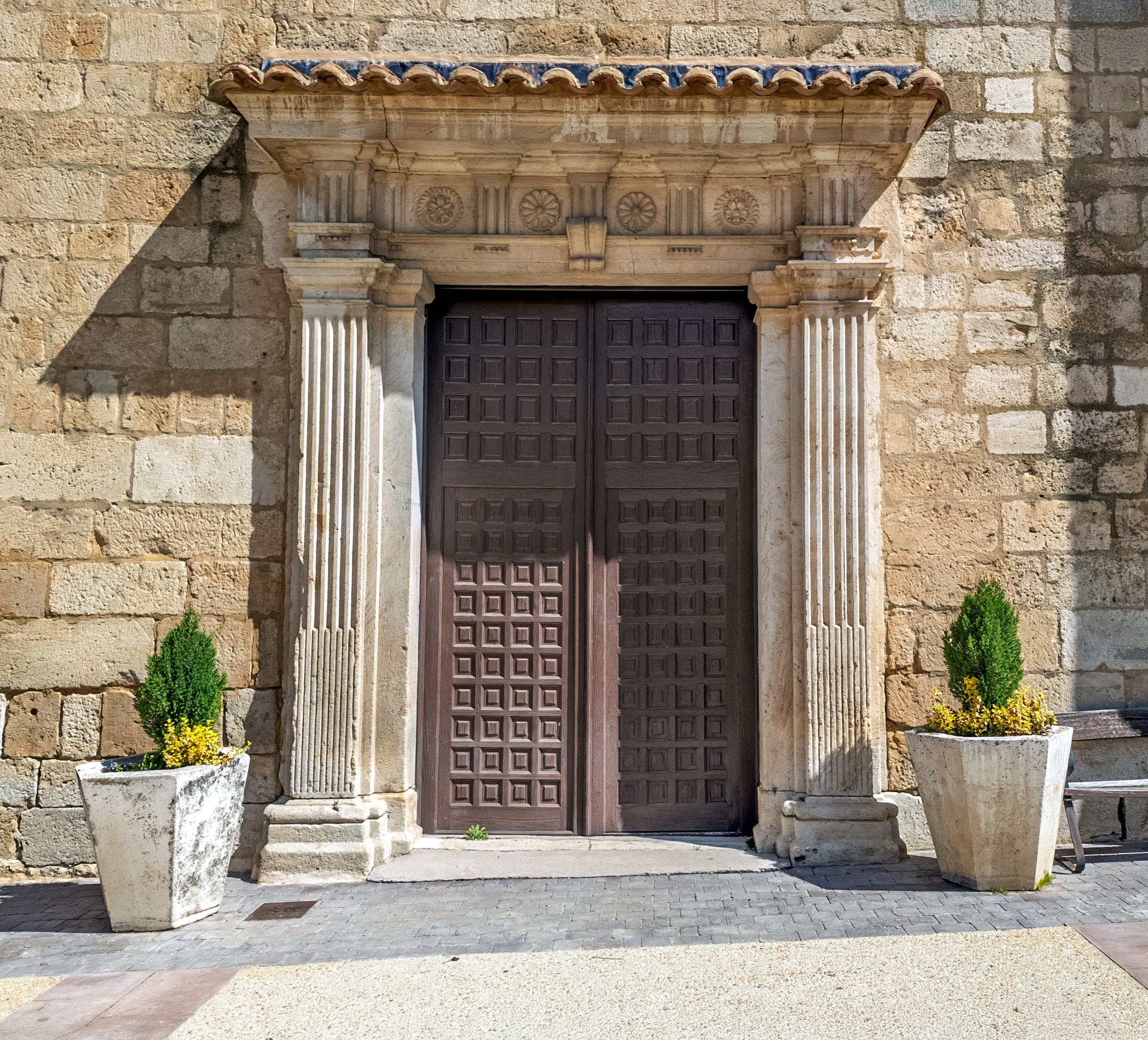 Portada de Nuestra Señora del Campanario