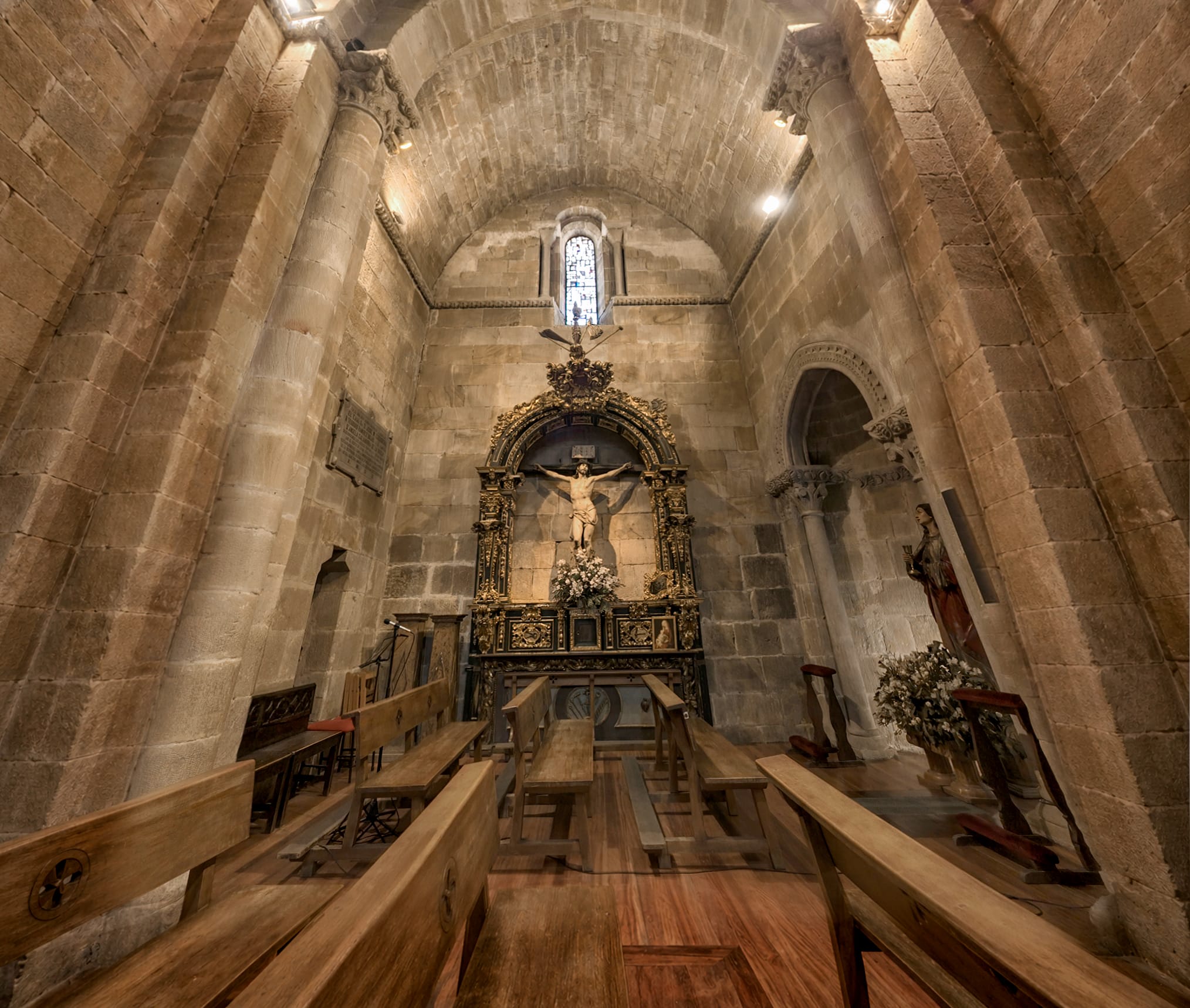 Interior de San Juan de Rabanera