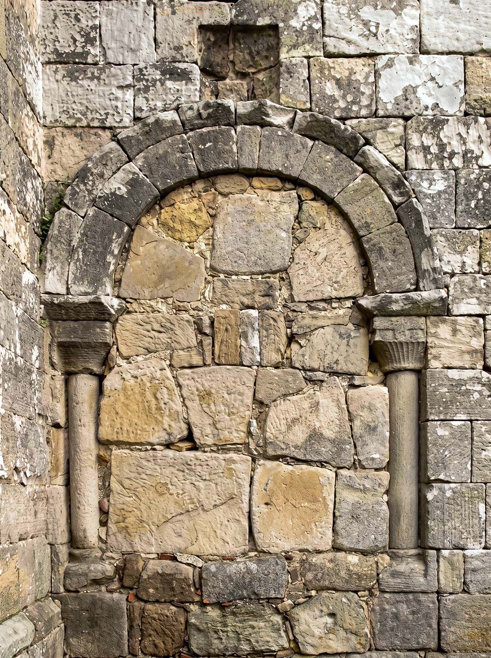 Portada de Poniente de San Miguel