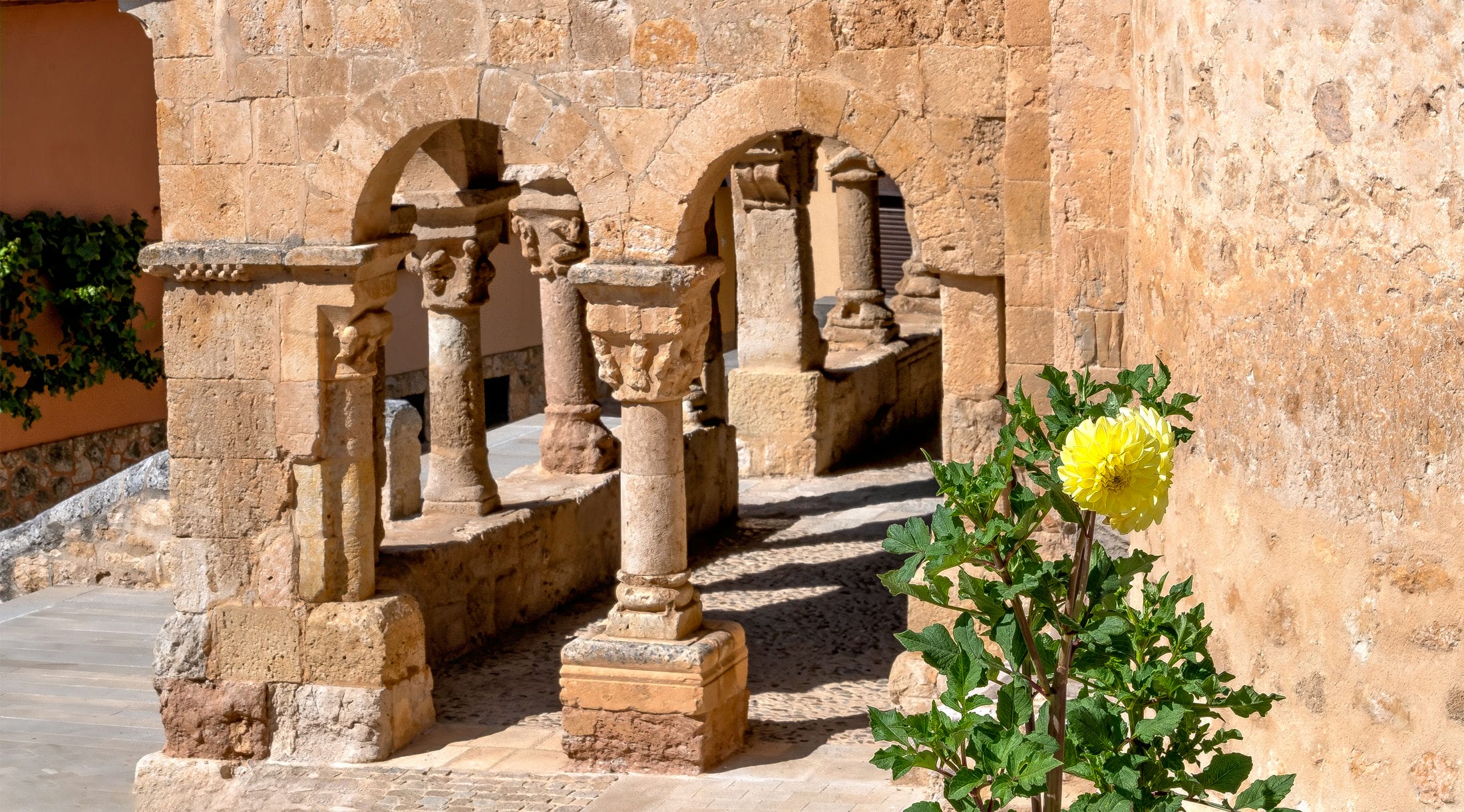 Galería Porticada de San Miguel