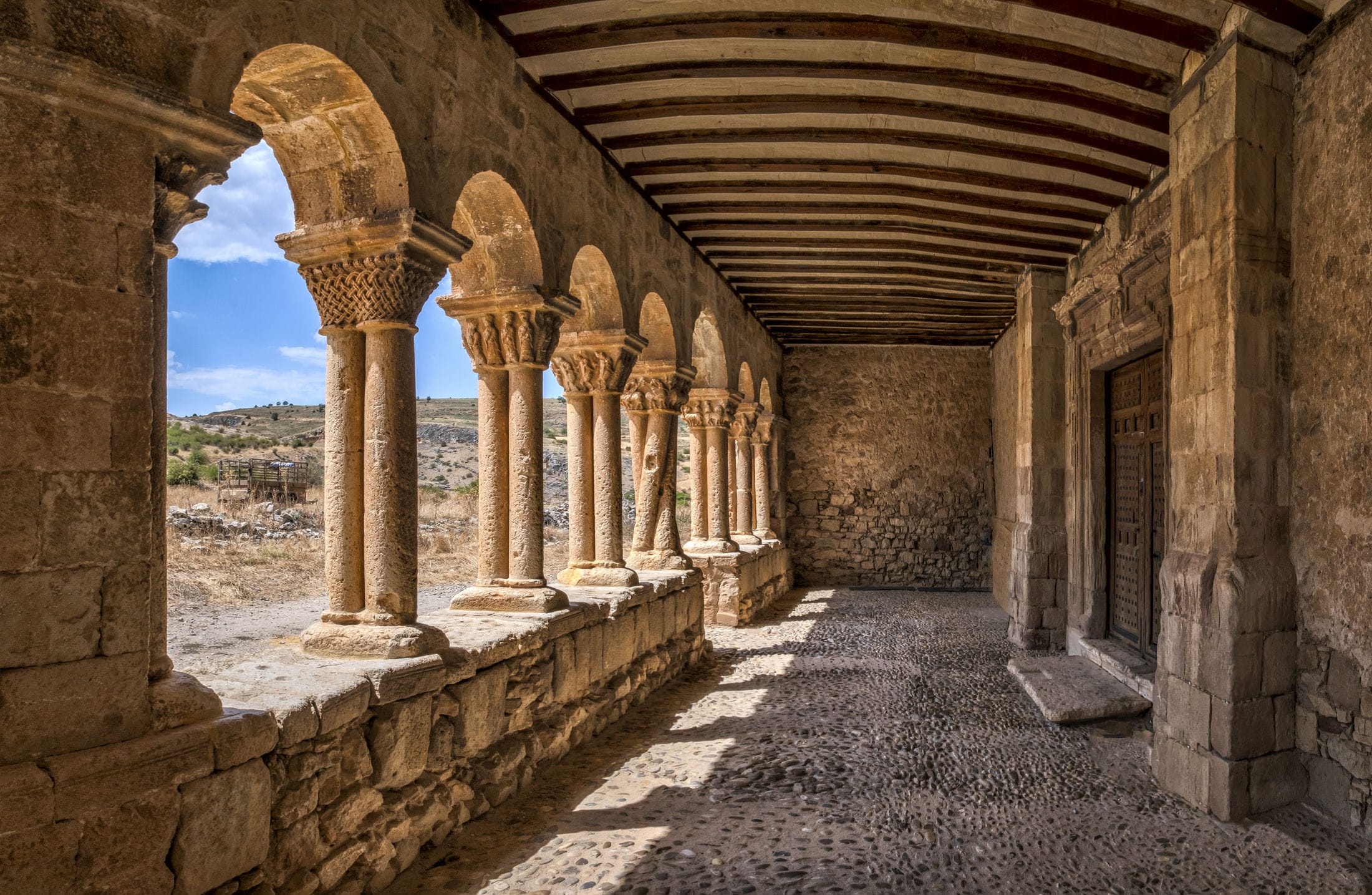 Galería Porticada de San Pedro
