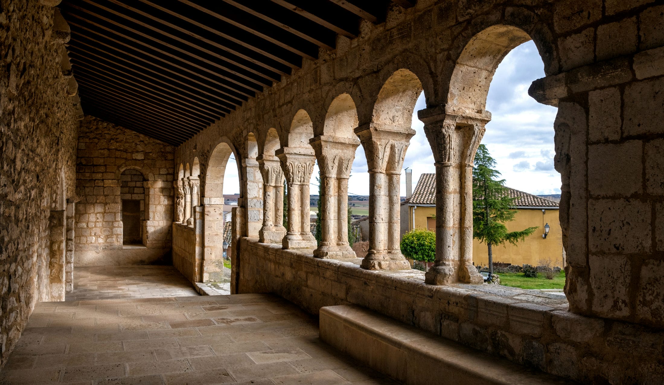 Galería Porticada de Santa Cristina