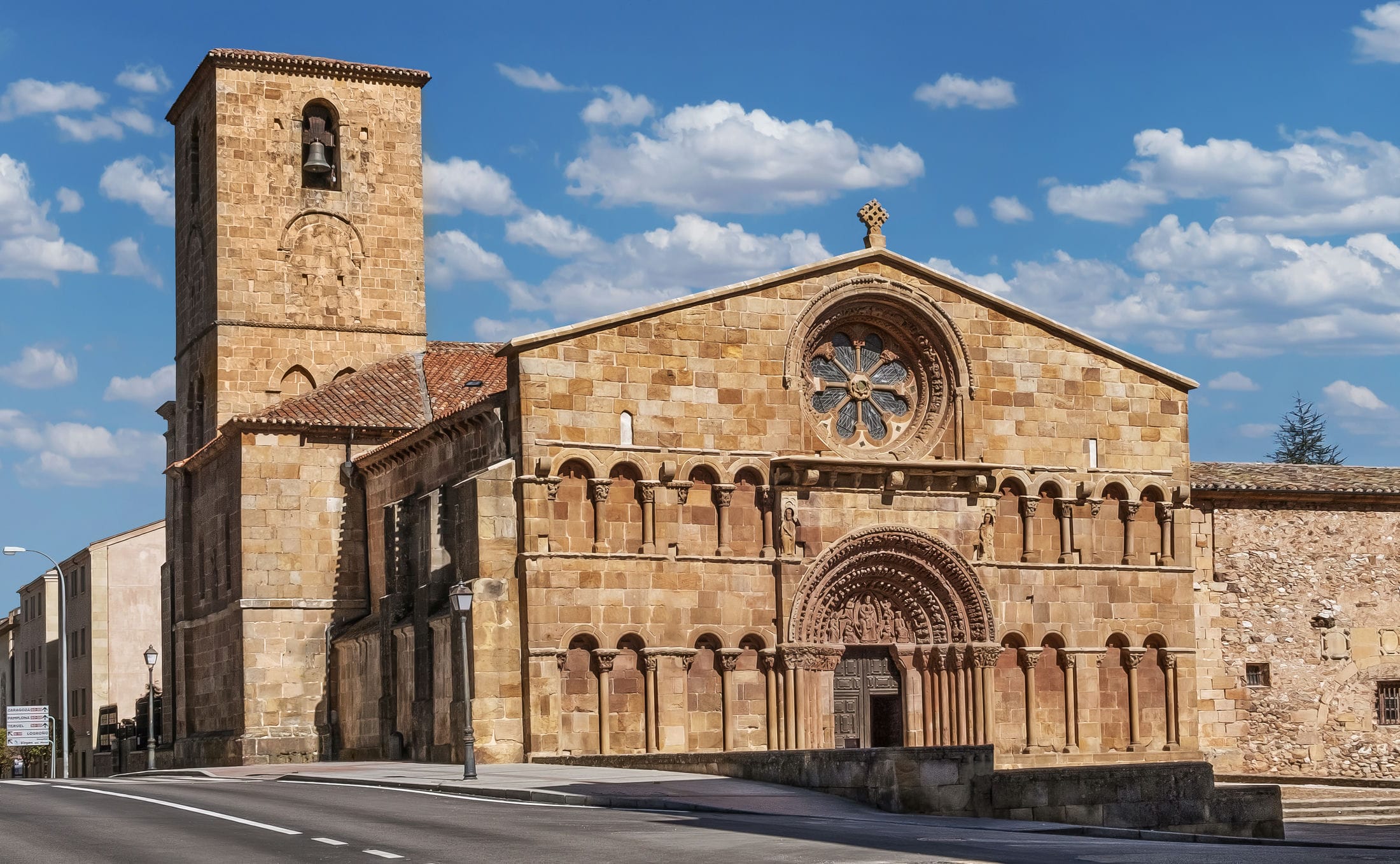 Detalles de la Soria Románica